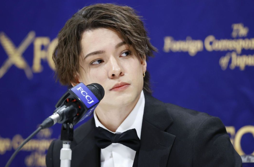 T101archive's tweet photo. ⚠️Trigger warning: abuse, groom\ing

I've summarized Kauan Okamoto's FCCJ press conference with video timestamps.

A former Johnny's Junior, Kauan came forward to talk about the abuse under Johnny Kitagawa.

🎞️Full press con:
https://t.co/K4kJ6QNL8x https://t.co/R53WSL1LtV