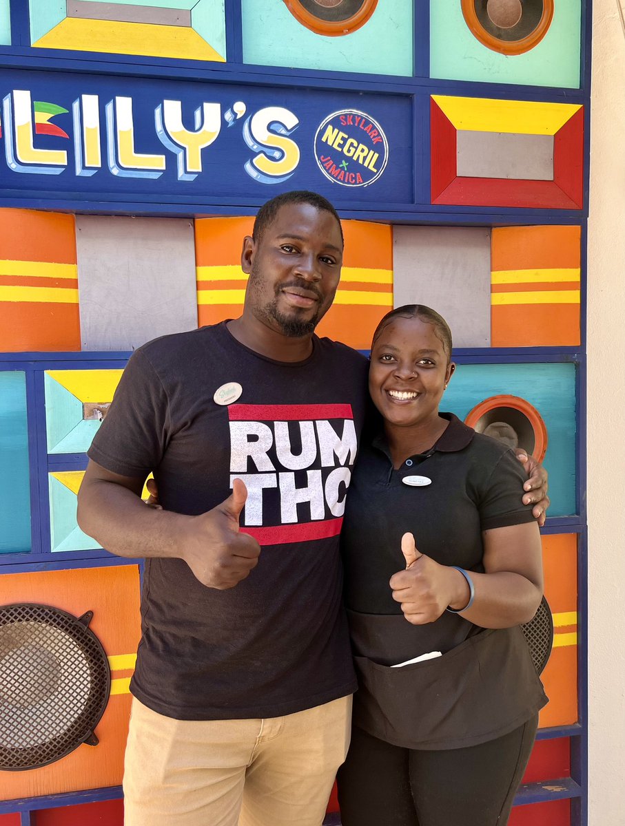 #Patoo, #tangie and the best Jamaica t-shirt eva! Even better - no one I polled wearing or selling the shirt knew who #RunDMC was, so of course, I had so pull up some videos! 🍄🍄 #itstricky #negril #Jamaica #rumthc #wherewillwego #covidzero #covidfree 🌈🌈