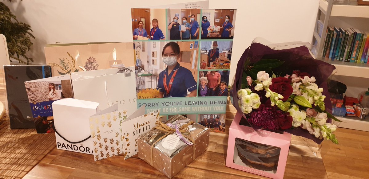 M. Reina Thomson tweet media