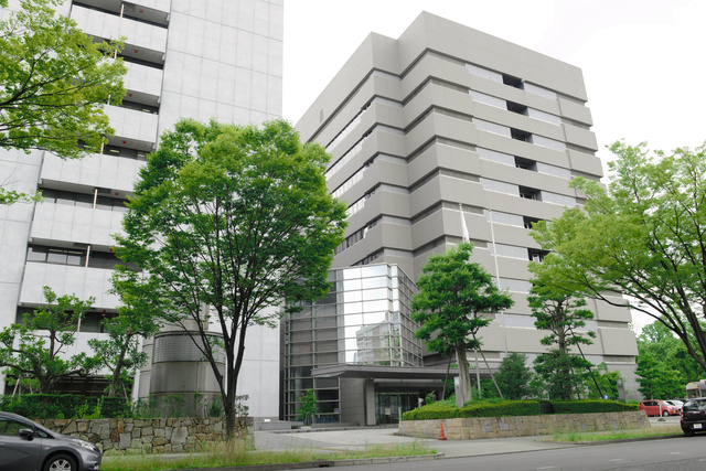 livedoornews's tweet photo. 【営利目的所持】「変態紳士クラブ」メンバー逮捕、自宅で大麻所持の疑い 愛知県警
https://t.co/193a7xW9FO

メンバーで「VIGORMAN��として活動する北浦翔暉容疑者を逮捕。変態紳士クラブは17年結成の3人組ユニットで、日本武道��でもライブを行うなど、若い世代を中心に人気を集めている。 https://t.co/qkws5uV7EP