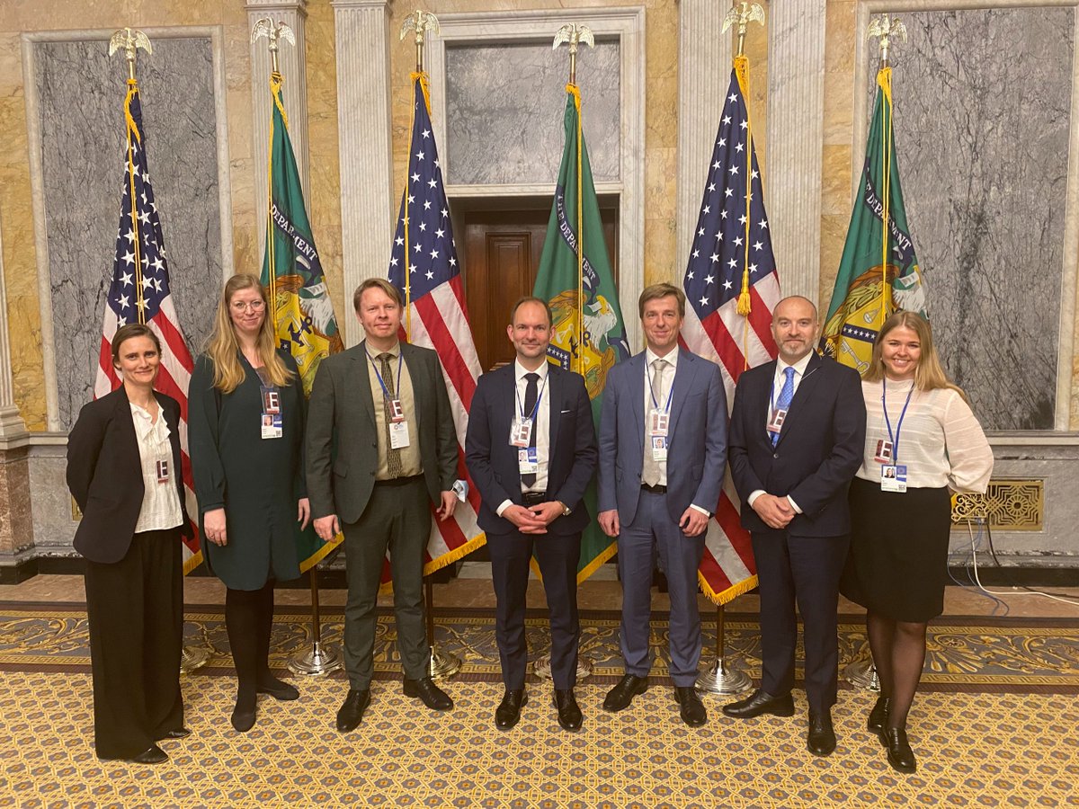 This week the Danish Minister for Taxation <a href="/JeppeBruus/">Jeppe Bruus</a> is in DC with a focus on taxation and global economic issues. Many interesting and enlightening discussions including meetings w the <a href="/USTreasury/">Treasury Department</a> and <a href="/IMFNews/">IMF</a>/<a href="/WorldBank/">World Bank</a> Spring meetings. #IMF #Springmeetings