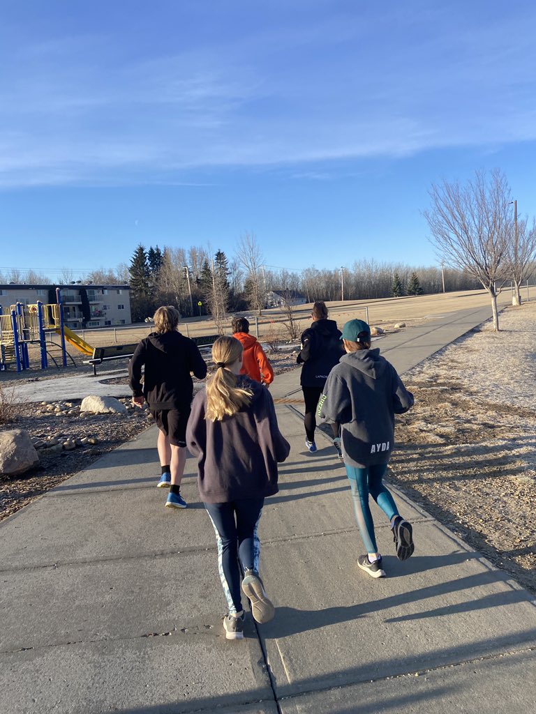 Our grade 7 Youth Run Club participated in their first morning run. @EverActiveAB