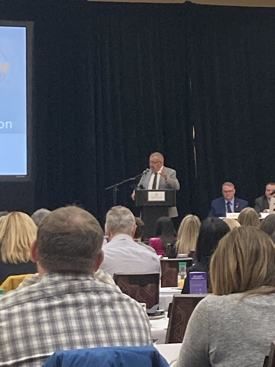 Listening to my good friend, Sam Hammond, @CTFFCEpresident address delegates at @NLTeachersAssoc convention speaking about his mental health struggle & the need for teachers to prioritize their own mental health. 
@CTFFCE #NLTABGM23 #CollectiveStrength #CollectiveAction