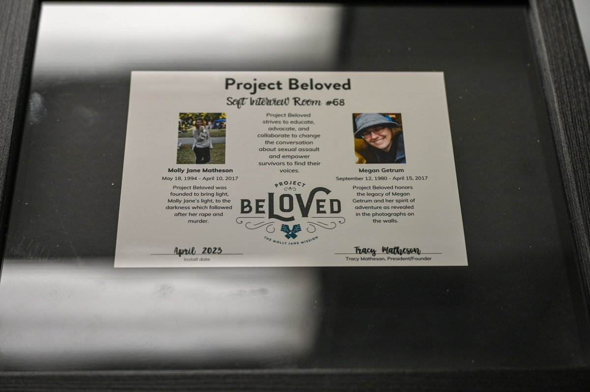 NorfolkPD's tweet photo. Thank you, @Proj_Beloved: The Molly Jane Mission for donating the resources to build a new soft room at the Special Victims Unit. This room will provide a more comfortable environment for victims of sexual assault when they are being interviewed by detectives. https://t.co/cZ9jkEPUoT
