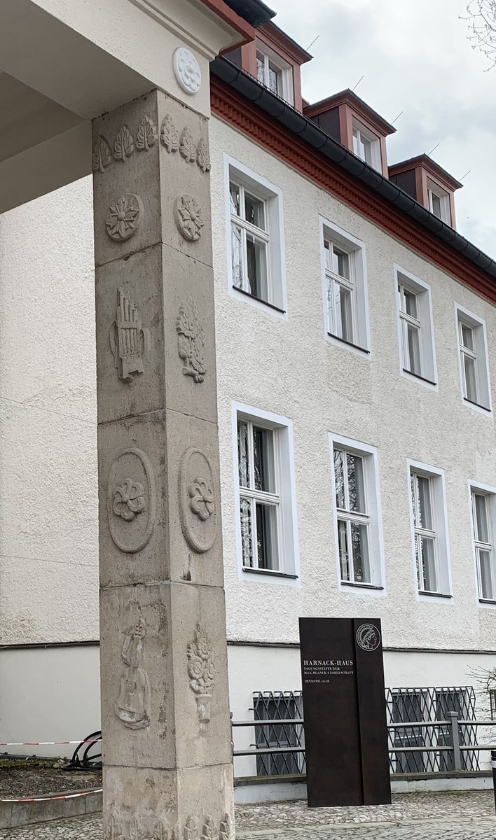 CCRoggatz's tweet photo. Being invited to present research ideas incl #DIALMOD insights for a potential collab project is exciting, doing it in the Harnack-Haus of the Max-Planck-Society wandering in the footsteps of Einstein, Fischer & Co is extra-inspiring! 48h of mind-opening science exchange❤️🧪👩🏻🔬 https://t.co/TZ1zQBVpko