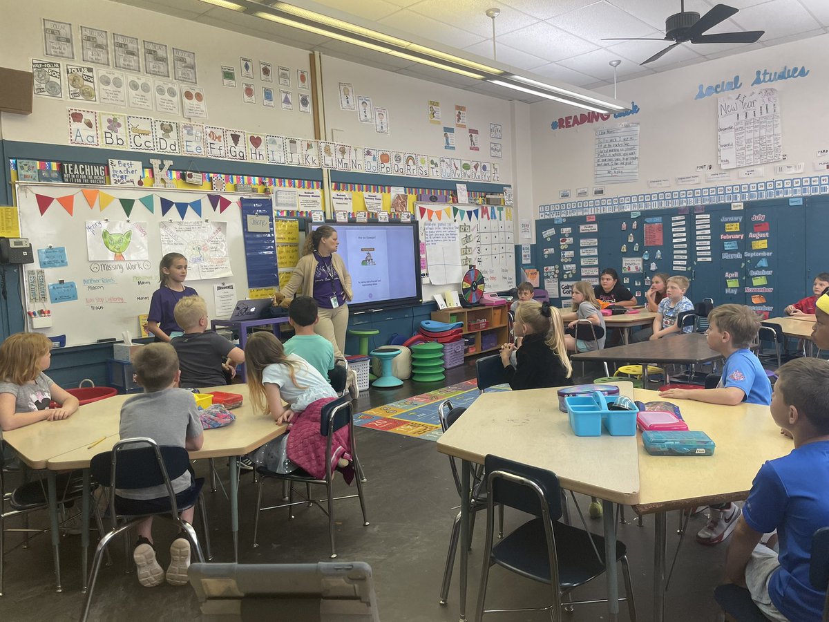 Had a former student help with our guidance lesson today. I am BEYOND proud of her &amp; her leadership on the SGA team. THAT'S MY IZZY P 👏 <a href="/JenniferWarden5/">Jennifer Warden</a> <a href="/RESHodges/">Kristen Hodges</a> <a href="/ParsonsArtRoom/">Amy Parsons</a> <a href="/RES_RSSS/">Rockwell Elem NC</a>