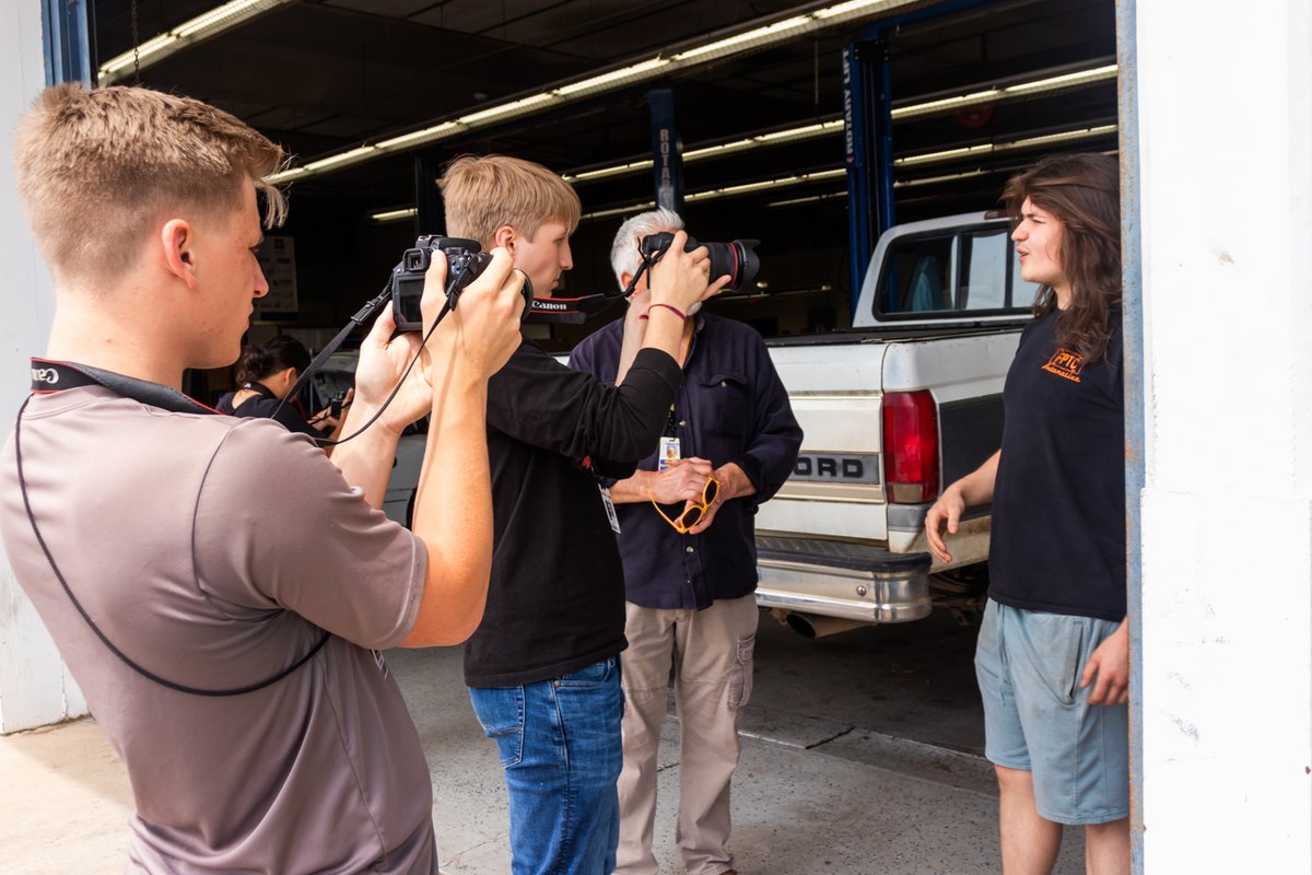 HunterKfptc's tweet photo. Filming The different classes at Florida Panhandle Technical College || #FPTC #PHOTOGRAPHY #videography #behindthescenes #welding #canon https://t.co/AxSwW3Gj8v