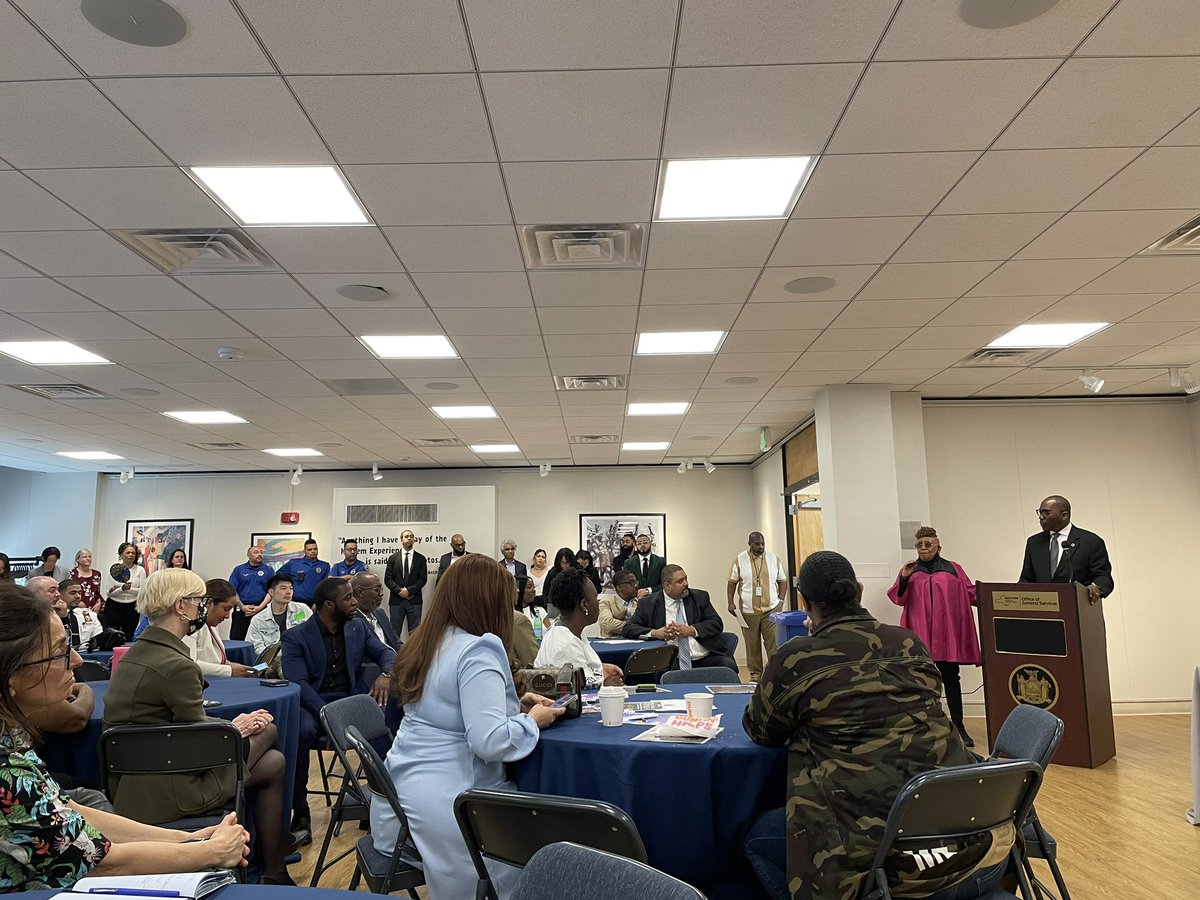 Alvin Bragg (@manhattanda) on Twitter photo This morning we welcomed residents and community leaders to our Harlem Office as we highlighted the services we provide in their neighborhood. We look forward to continuing to collaborate with our partners to achieve lasting public safety. This morning we welcomed residents and community leaders to our Harlem Office as we highlighted the services we provide in their neighborhood. We look forward to continuing to collaborate with our partners to achieve lasting public safety.
