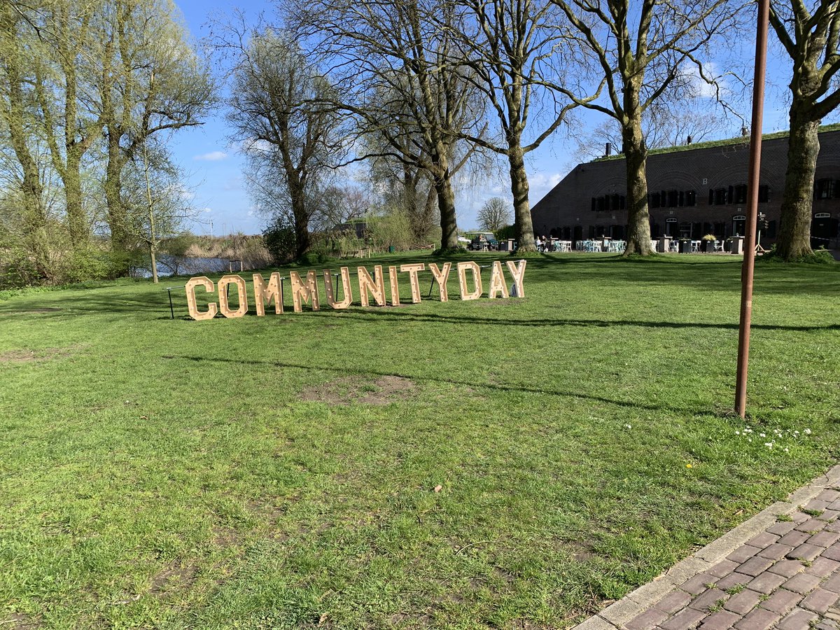 Dutch Azure Meetup tweet media