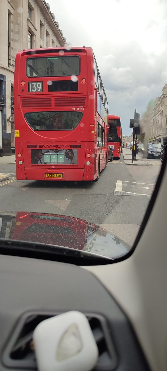 bc7653's tweet image. Of all the idiotic schemes we&apos;ve witnessed this has to be worst. #regentstreet #gridlock
