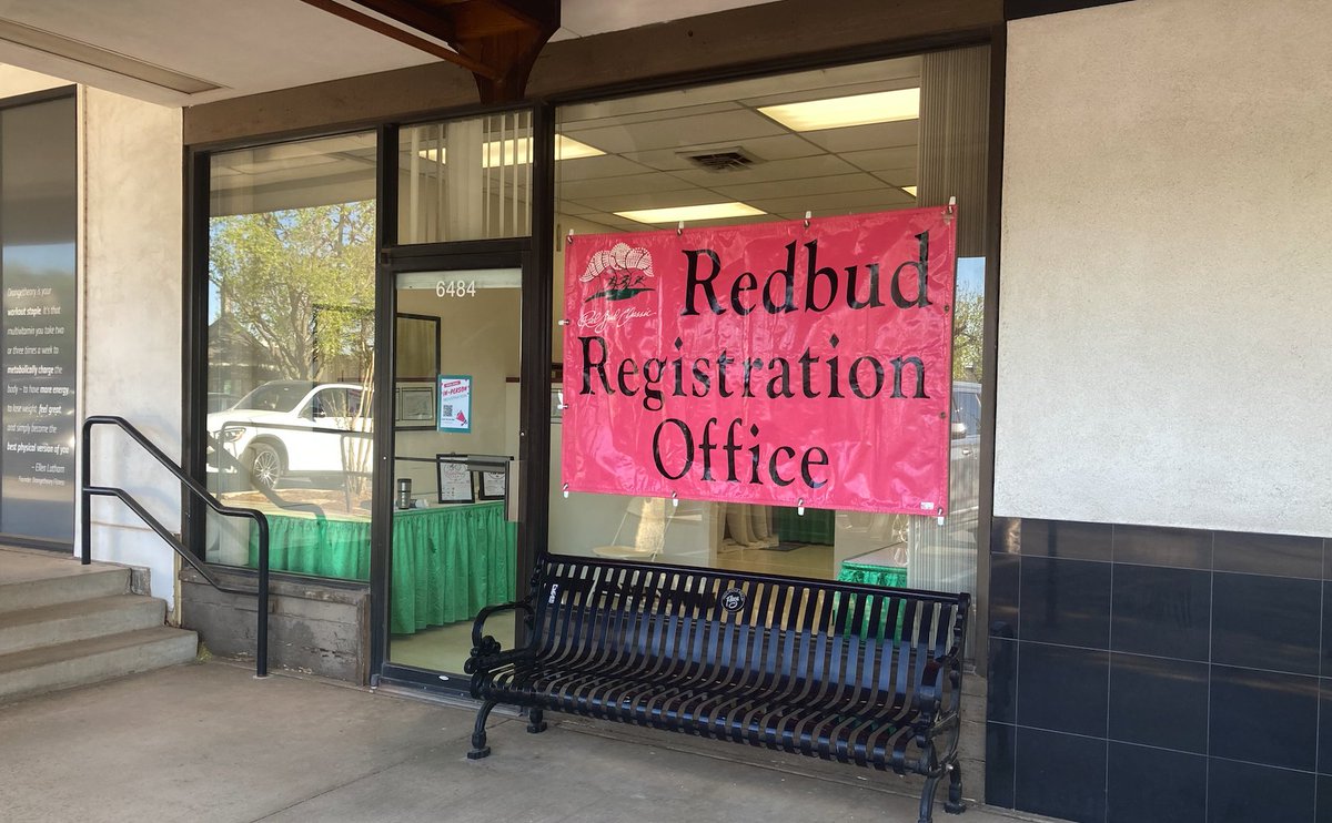 Pick up your registration packets starting TODAY. The office is open:
April 13-14, 10a-6p — NHPlaza
April 15, 10a-4p — Waterford Tent (6301 Waterford Blvd)
April 16, 10:30 a.m.-1:30p. — NHPlaza

Find more details on our website. redbud.org/general-info/