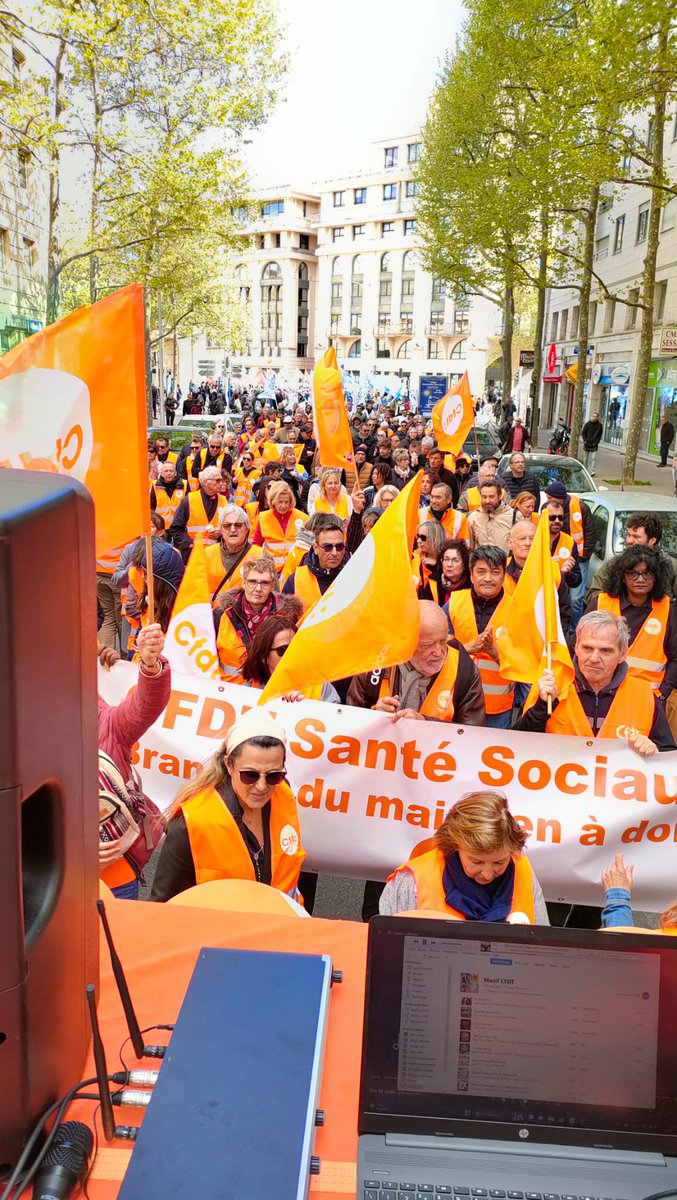 Cfdt_Occitanie's tweet photo. 📸12e mobilisation contre la réforme des retraites !

#64ansCestNon #cfdt https://t.co/rKp7E7eRbx