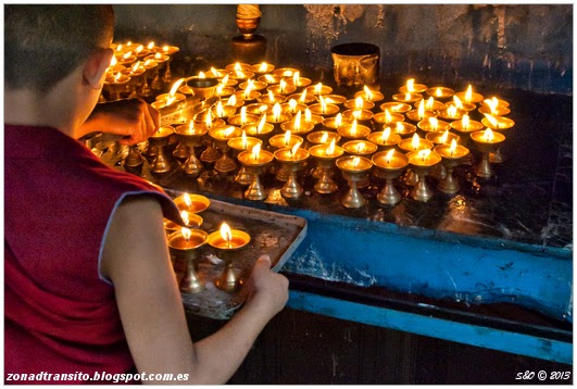 zonadtransito's tweet photo. De Pokhara a Kathmandú: https://t.co/xSeVsEf9FV
#Blogdeviajes #Guiadeviaje #Guianepal #Kathesimbhu #Kathmandu #Thamel #Travelblog #Viajenepal https://t.co/cYoME5d47G