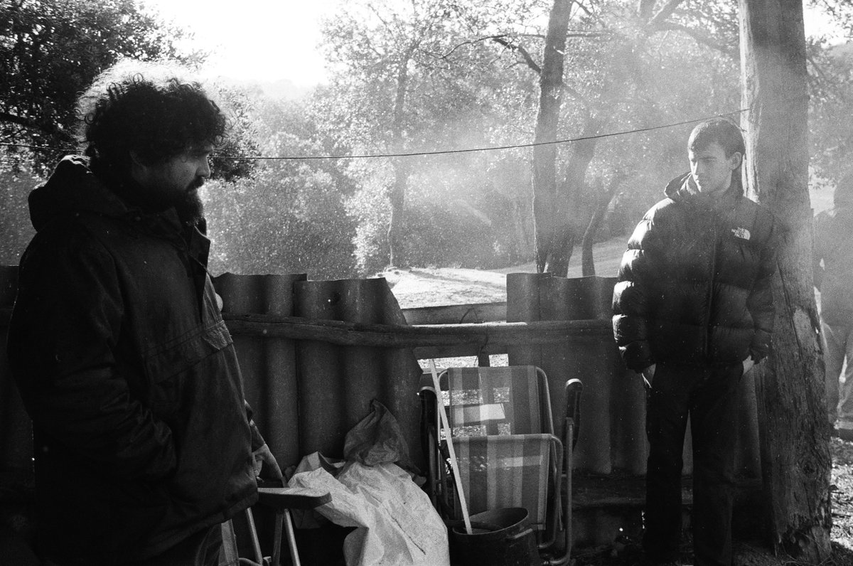 BoogalooFilms's tweet photo. Aquests dies estem gravant #EjerciciosParaVerADios, la nova pel·lícula de Miguel Ángel Blanca 🐑🪜 i compartim algunes imatges del rodatge de Raimon Fransoy 📸 Gràcies Rai!
Amb #LosDetectives i molts #freejazzsoldiers 🤍
#comingsoon
@CineICAA @Filmin @catalanfilms https://t.co/8UZyl9nEy8