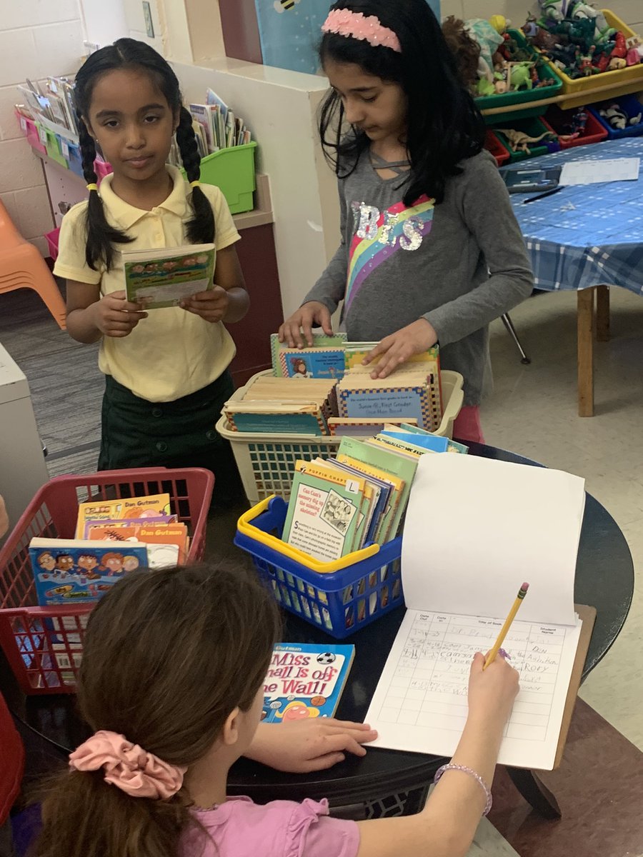 GVMoschella's tweet photo. At the point of the year I pull out my collection of chapter books for Mrs Moschella's library. Some kids are ready, some soo want to be ready( and almost are). My heart is full when they eat them up as their choice during any down time they have❤️😊@bethelspringsgv https://t.co/VLlFjckuVR