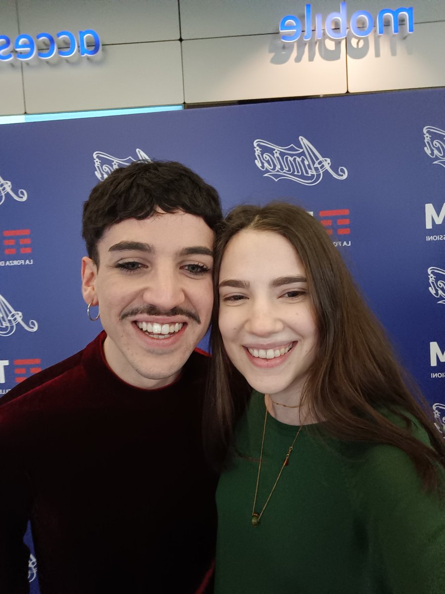 ciliegja's tweet photo. e se mi vuoi chiamare prendi il cellphone, sappi
sono ancora preda del momento @ilpiccolog 💙💙💙
#AMICI22 https://t.co/xuWAqyaVJC