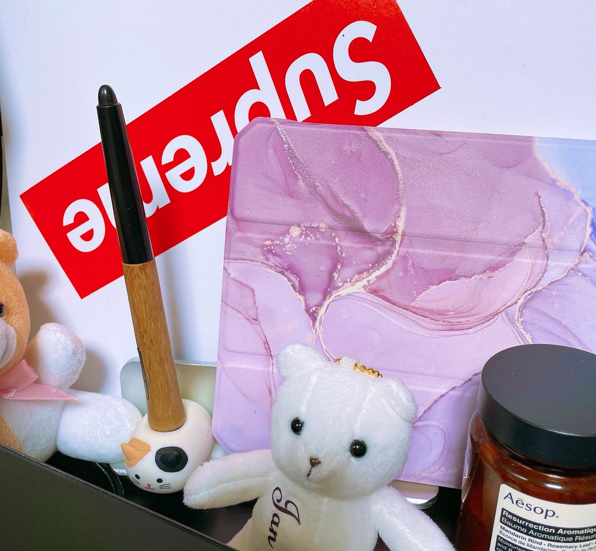 今年の先生優しい…三者面談を別教室でと提案されたの初めて…(4階まで上がるのに30分近くかかるのでありがたい😭) https://t.co/jwZAI3zEHg