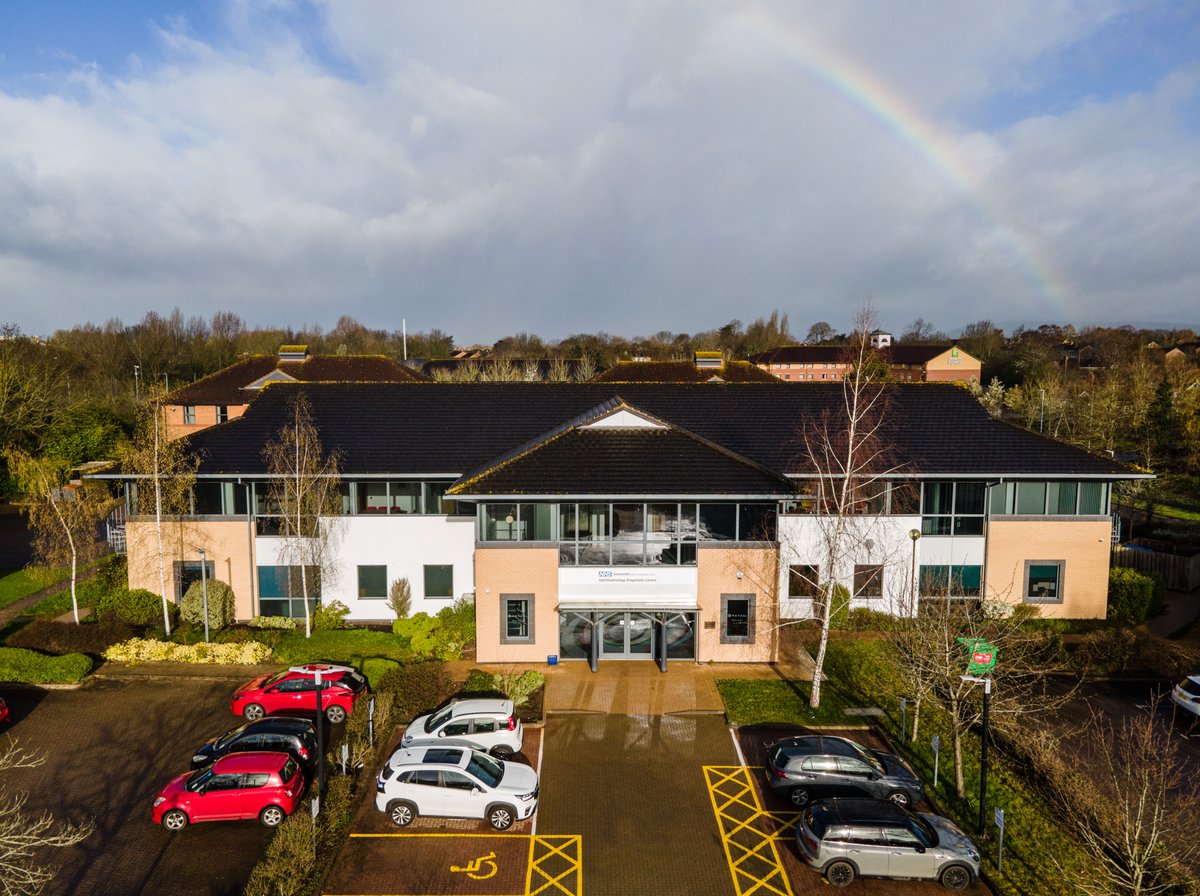 SomersetFT's tweet photo. Our new specialist treatment centre for macular conditions, based in the same building as our ophthalmology diagnostic centre in Taunton, has now opened – creating over 300 appointments per week for patients across Somerset 👁️💙

Hear from the team 👉 https://t.co/VXwfalvQlq https://t.co/ymQNyJmaoQ