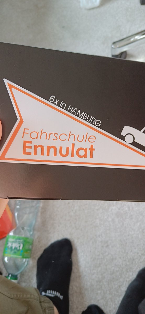 breitboi's tweet photo. wir gehen rein https://t.co/kvgITVtr4P