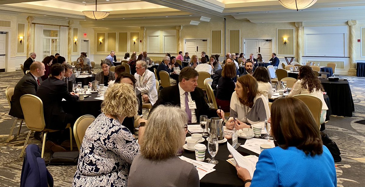 DbakerWW's tweet photo. Marc Wey at the MMMA/MMHR joint meeting this morning at Devens, presenting on building a senior management team @massmunicipal #mmhrocks https://t.co/VMbY7vt8bd