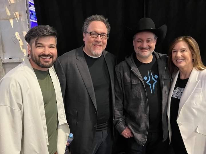Pikerias's tweet image. Para los que somos de los medios o eventos como Host, la foto de @ACarboni es histórica y como fan #StarWars me llena de alegría. Felicitaciones amigo desde la distancia.  Misión cumplida!!! #YesSWC2023 #StarWarsCelebration
#TheMandalorian
#LucasFilm
#MayTheForceBeWithYou