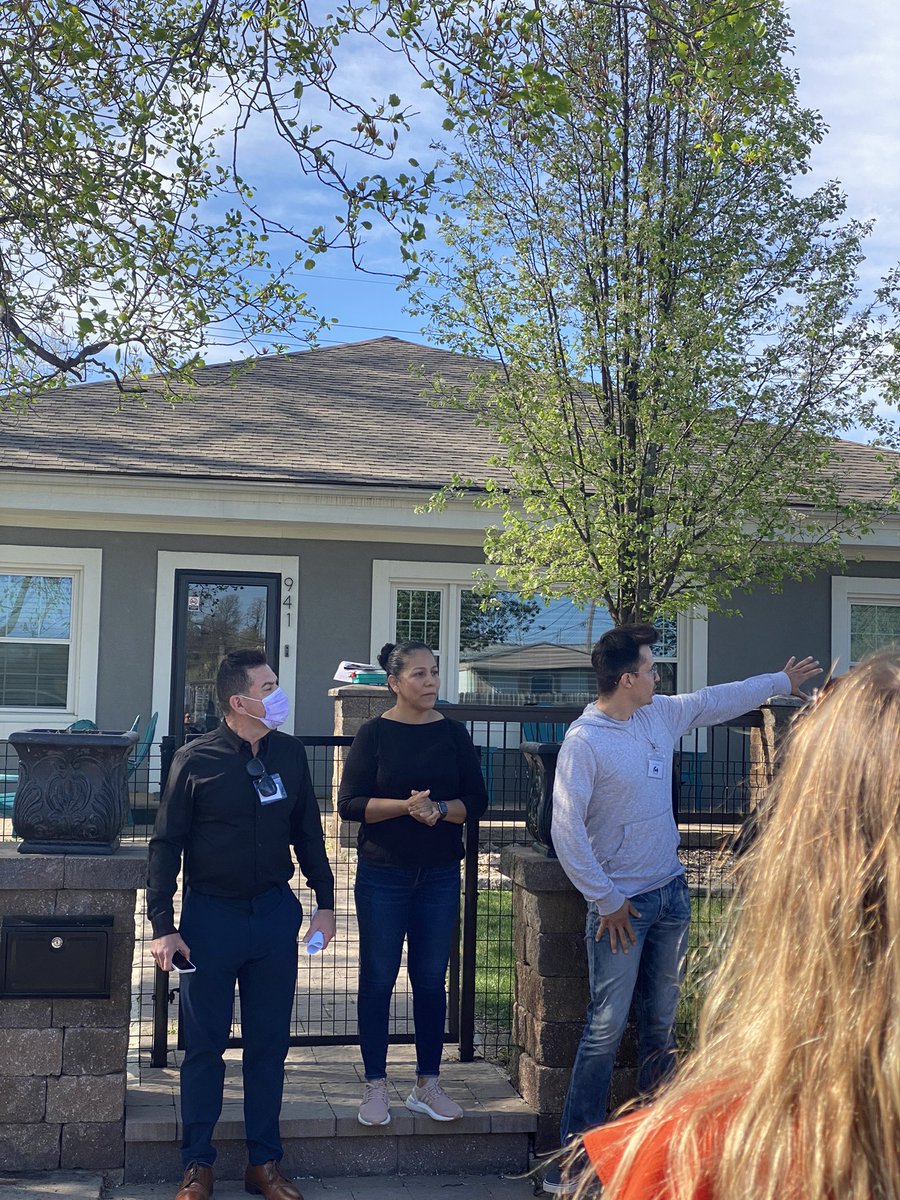 MoKanCAN's tweet photo. Our first stop with day-care owner Ivonne Gutierrez, where trucks constantly idle FEET away from her home. Her air monitor picks up numbers 3-4x higher than @EPA recommendations, making it hard for children of her daycare to even play outside. #justice40 https://t.co/tfVAT619Zp