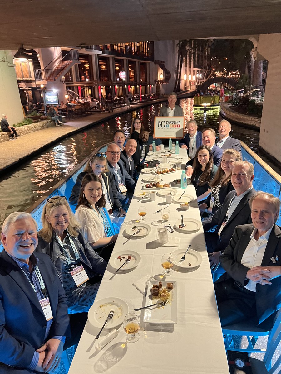 Loren Hill tweet media