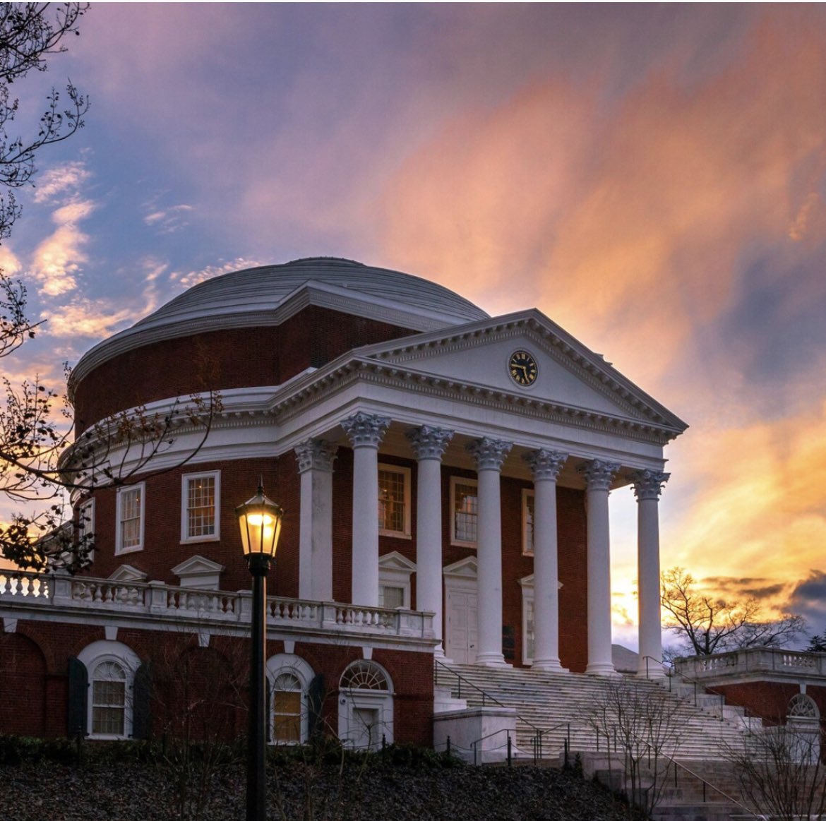 AmorArchCorp's tweet photo. #HappyBirthday to Architect Thomas Jefferson who among several other historic accomplishments designed The University of Virginia. The Rotunda is the centerpiece of the Academical Village and is modeled after the Pantheon in Rome. https://t.co/A1mzg1YtvA