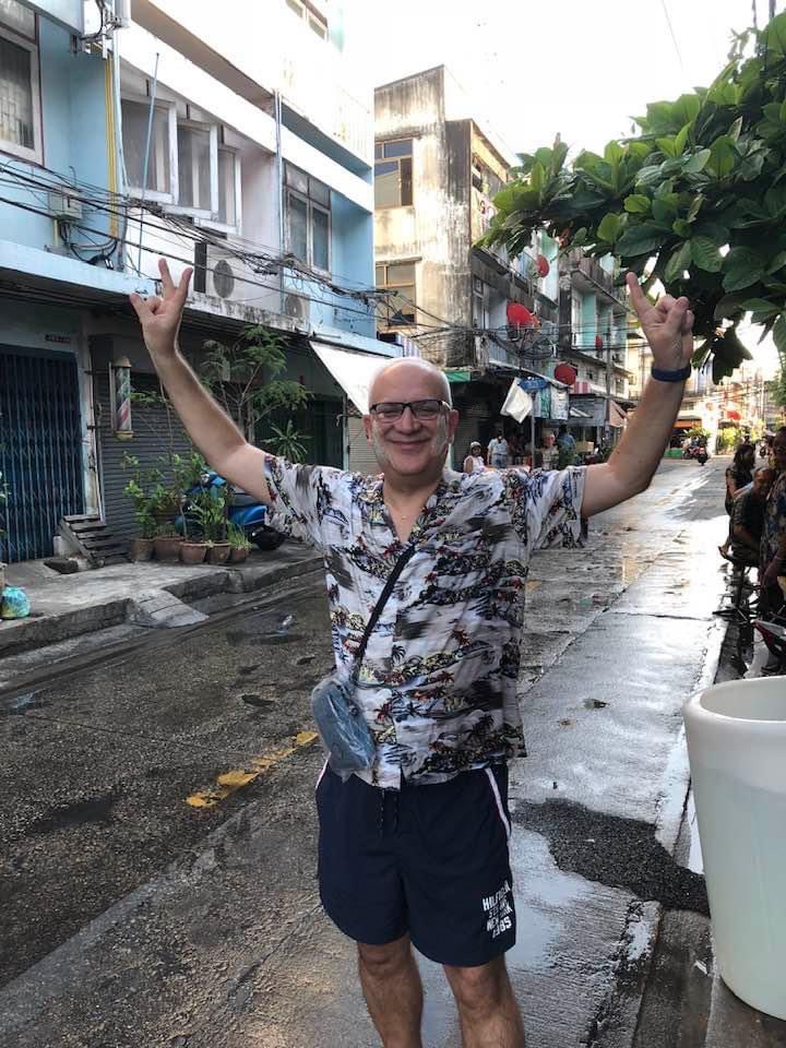 anatoly553's tweet photo. สุขสันต์วันสงกรานต์ไทยนะครับ ขอให้ทุกคนเดินทางปลอดภัย รักษาสุขภาพร่างกายให้แข็งแรงนะครับบบ🙏🏼🙏🏼 https://t.co/8SpAg3YDLC