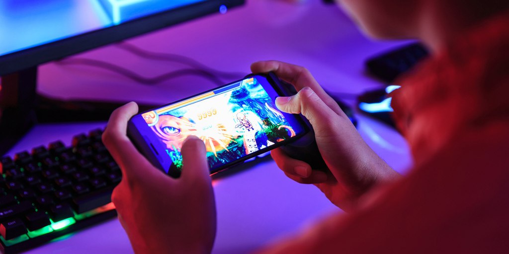 FanBe_web3's tweet photo. Asia Could Dominate 80% of #Web3_Gaming
When it comes to #Web3, a new study suggests a free-to-play mobile #game has incredible potential in the burgeoning Japanese market.
S: Decrypt
#Web3Community #NFTGame #blockchain https://t.co/SUMBN2PdUk