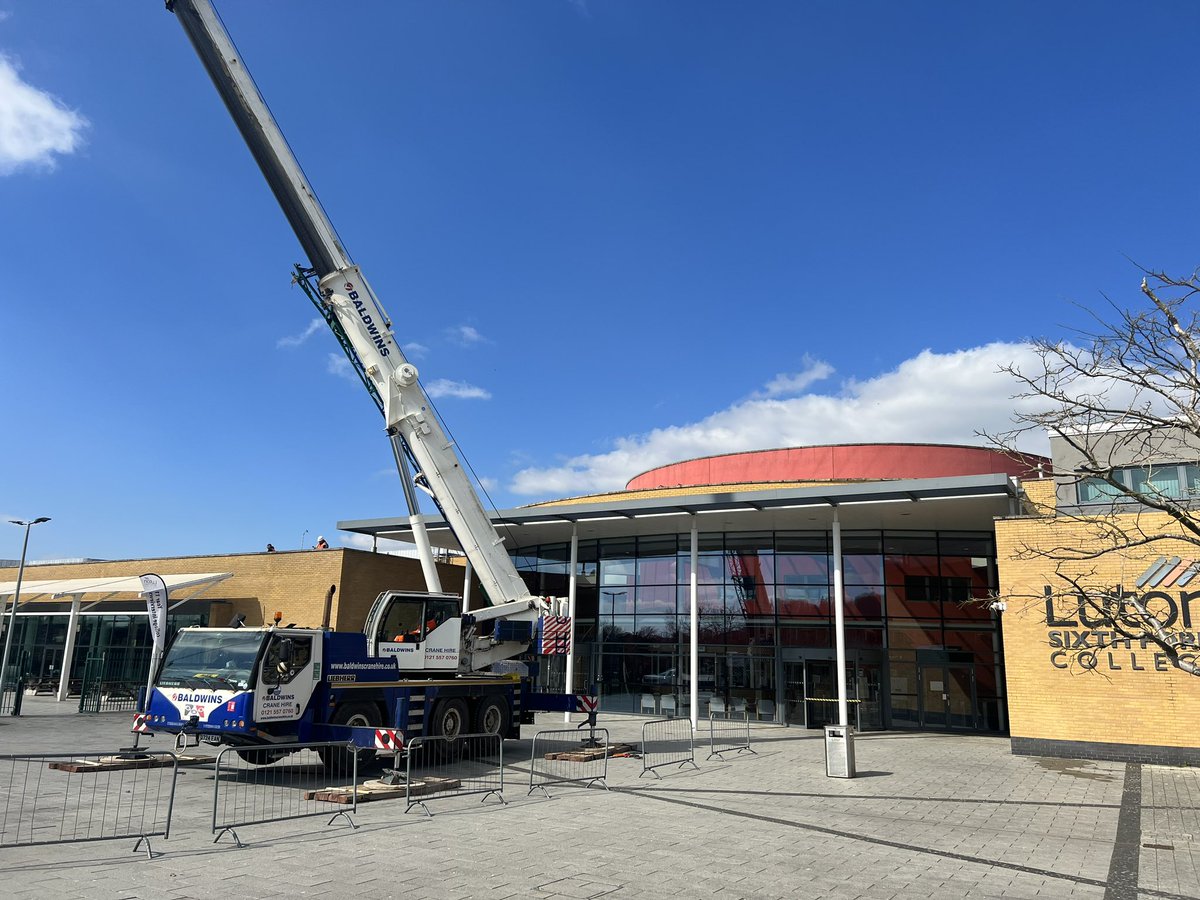 LutonSixthForm's tweet photo. Many exciting projects taking place over the break. Some of which include a new addition to our Jubilee Orchard which will support the natural environment, solar panel installation AND brand new LED lights-all of which are contributing to massively reducing our carbon footprint! https://t.co/BtLzrF9rYc