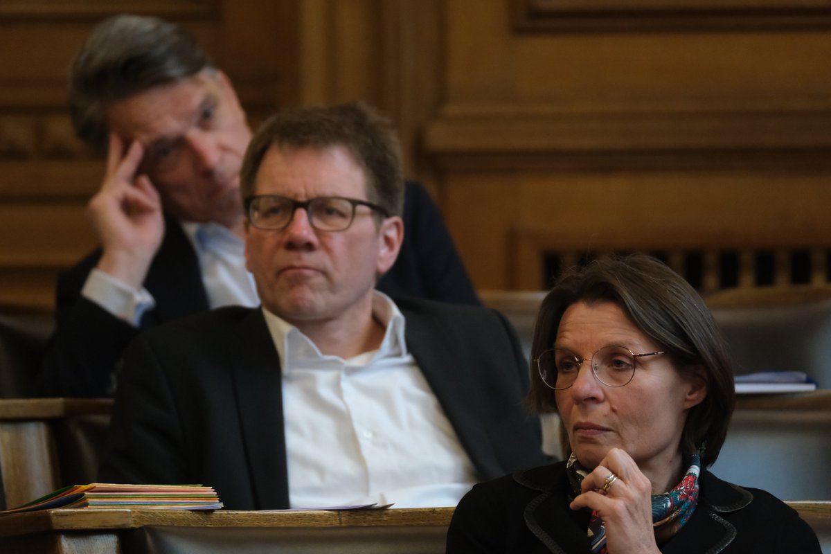 buergerschaftHH's tweet photo. Bezahlbarer Wohnraum, Aufarbeitung des NSU-Komplexes, Obdachlosigkeit und Klimaproteste. Eindrücke aus der Sitzung der Bürgerschaft am Donnerstag. 1/3 https://t.co/YuB2lyFbt9