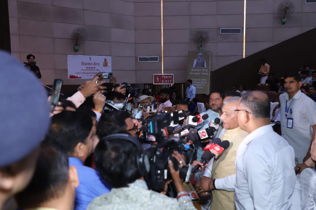 Personnel Department, Agra Division,NCR tweet media