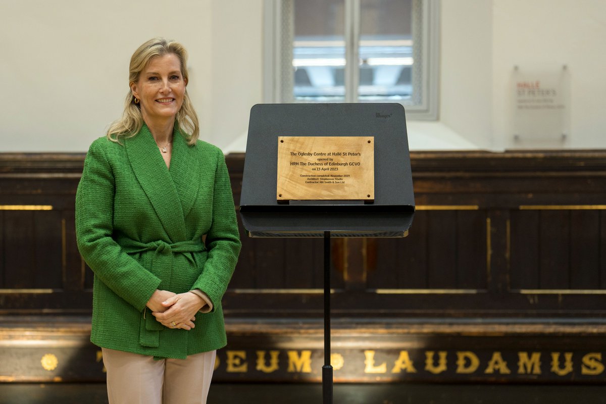 the_halle's tweet photo. 📷 We were delighted to welcome our Patron, HRH The Duchess of Edinburgh GCVO to @hallestpeters today!

We showcased our brand new Art Club before heading downstairs for a performance from the Hallé Ancoats Community Choir. HRH then formally opened the Oglesby Centre. https://t.co/OqPu7JnF6E