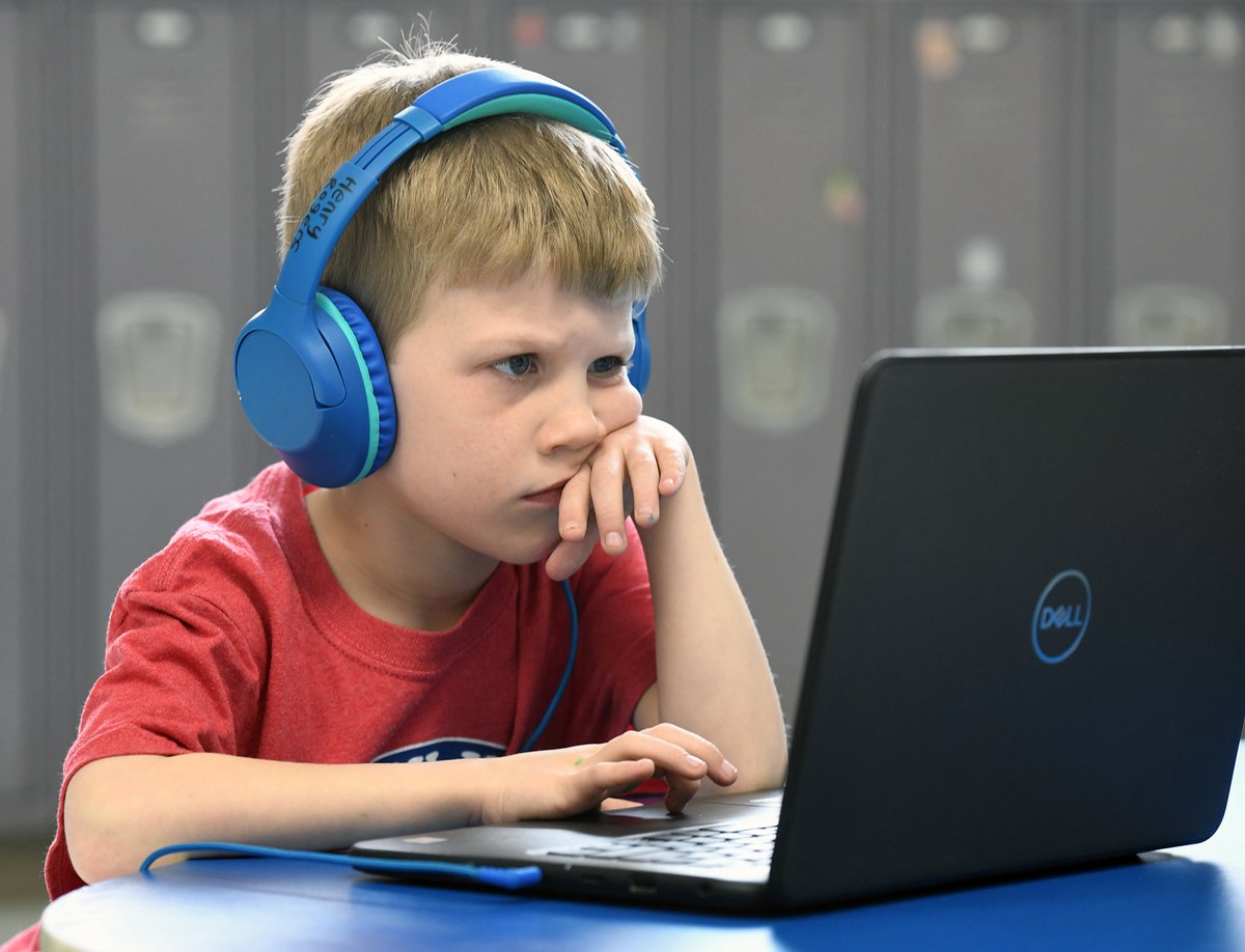 MetroSchools's tweet photo. ✏️TCAP testing for students in grades 3 to 12 begins Monday, April 17. Testing tips and resources for students and families is on our site: https://t.co/EWdRhYaIWB https://t.co/Ai3FSJxI8O