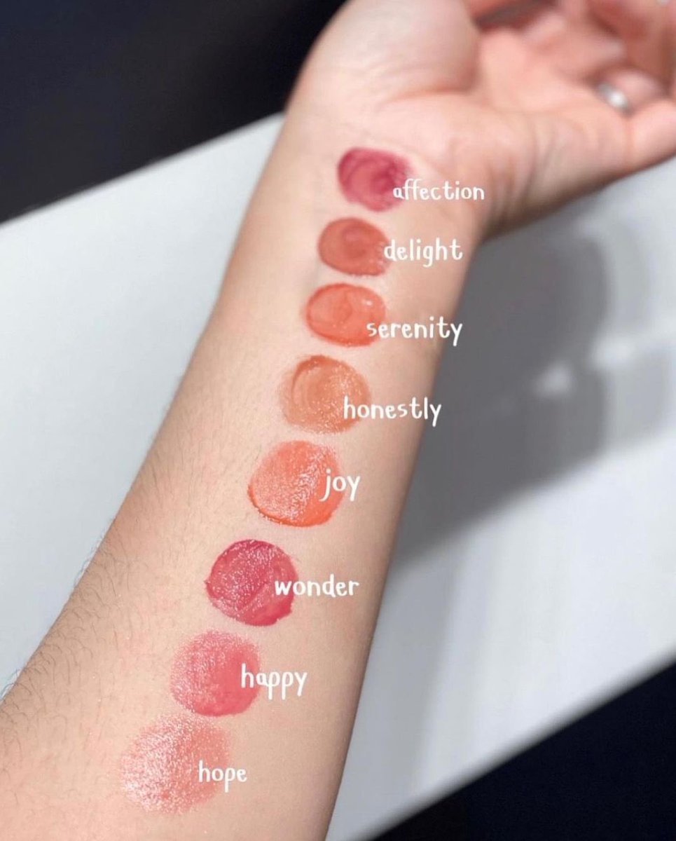skinglazed_id's tweet photo. HAI! apakabar 🙆🏻‍♀️ maaf baru muncul lagi hehe

btw, sekedar info kita lagi ngadain FAST PO Rare Beauty Lip Oil 😍
✅ ONLY 395k
✅ stock limited (jadi cepet2an ya!)
✅ sampai 14 april jam 18.00 wita
✅ ETA awal mei

yang mau bisa langsung DM isi format yaaa! 🫶🏻 hihi ditungguu https://t.co/agvad24KMX