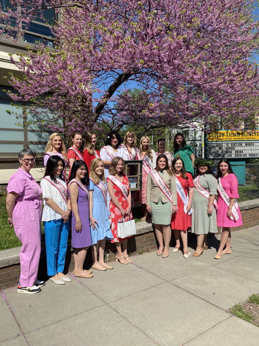 MillerLTES's tweet photo. Cherry Blossom Princess are a real &amp; wonderful thing! We were lucky to have these amazing women come&amp;read to our students today. They were graceful, professional, &amp; kind. Everyone would be lucky to meet them. ⁦@CherryBlossFest⁩ https://t.co/ZgVM10jn4j