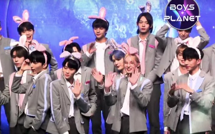 ksntzy's tweet photo. zhang shuaibo has officially won the idgaf war in boys planet https://t.co/zchagB3727