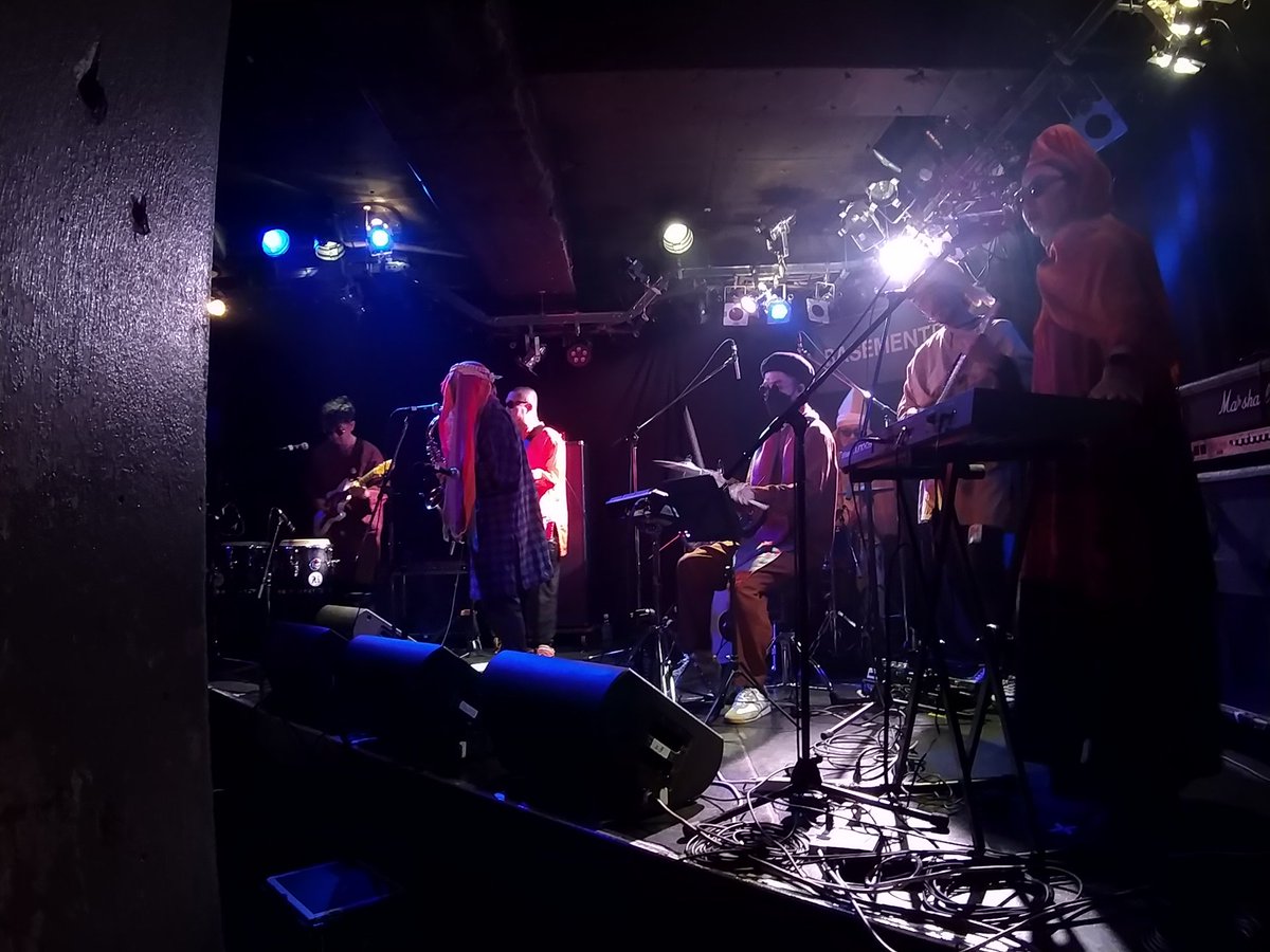 seojyujipagehe's tweet photo. LIVEイベント、行ってきました( ˙꒳​˙  )/
“カッチャルバッチャル”
4月13日(木) 19:00 
[LIVE]
Centro y pa Dentro  ⟵お目当て
of Tropique 
SAHAS  
[DJ]
pope 
GjoeClinton&amp;HisPyramidShakers 
[FOOD]
rukoruko curry 
下北沢 BASEMENTBAR https://t.co/MQ4fXA8Q7p