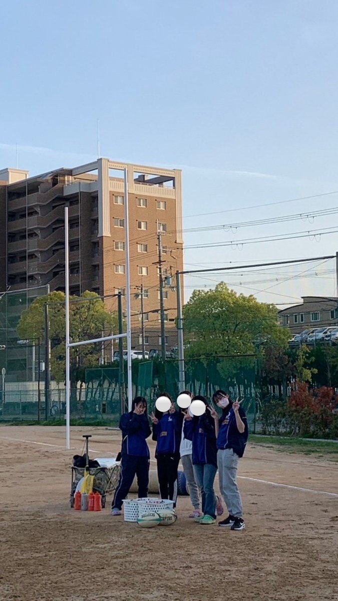 ompurugby's tweet photo. 今日の新歓では、6人の新入生が参加してくれました👀

次回の新歓は土曜日‼️
ボーリング🎳とご飯会🍚を予定しています✨

たくさんの新入生の参加待ってます😊 https://t.co/0N4pfFnjoV