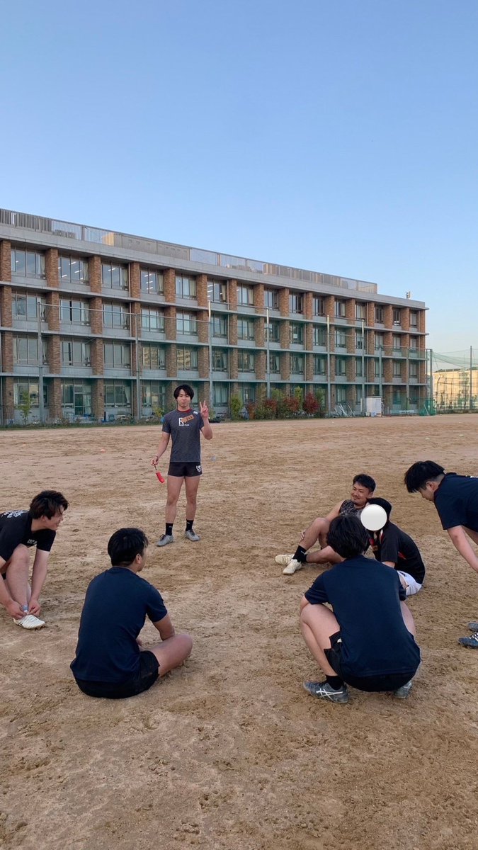 ompurugby's tweet photo. 今日の新歓では、6人の新入生が参加してくれました👀

次回の新歓は土曜日‼️
ボーリング🎳とご飯会🍚を予定しています✨

たくさんの新入生の参加待ってます😊 https://t.co/0N4pfFnjoV