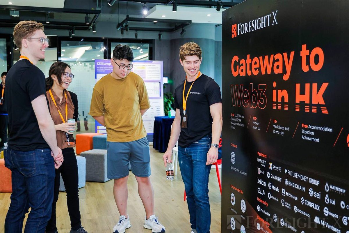 infura_io's tweet photo. We're proud of our engineering team for running an engaging Infura &amp; @MetaMask workshop at the @ForesightVen x OpenBuild Hacker House during HK Blockchain Week! https://t.co/3VkBpaPjof