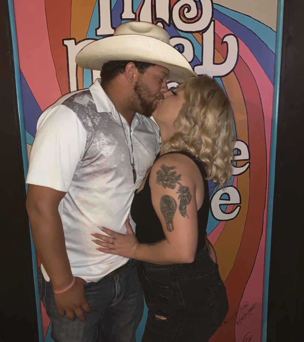 ChaydaSeabourn's tweet photo. First person I met when I moved he asked me to dance. ❤️ here’s to meeting the love of your life at a bar 😅 https://t.co/6DzRNeKi9G