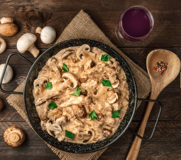 ShropshireSpice's tweet photo. Weekend is approaching🌞
Do want something quick to cook, and tasty??😋

Try the 'So Simple Stroganoff' - with mushrooms.... definitely one of my favourites!! 👍👍

https://t.co/BgjP5kkv6X https://t.co/XBkqAtwojT