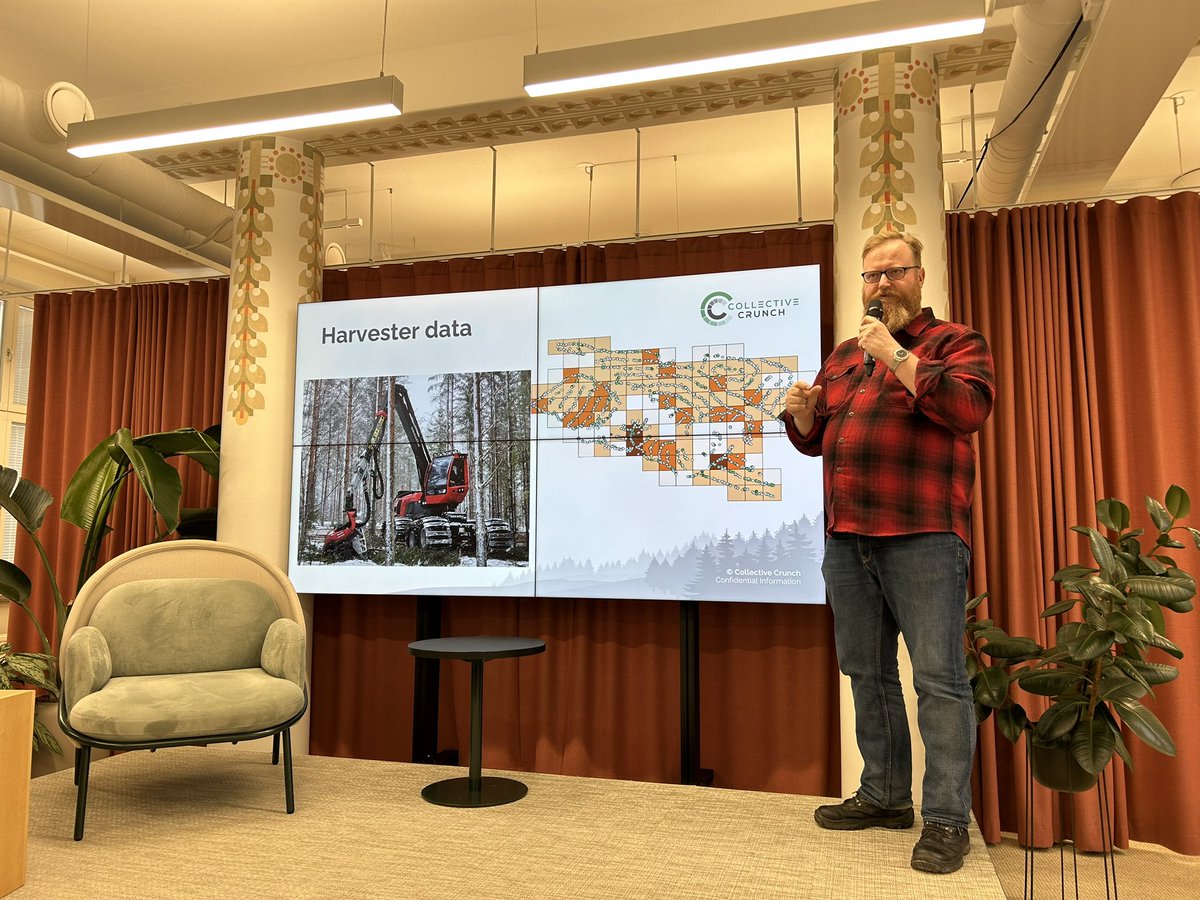 AnttiJakobsson's tweet photo. Great presentations today from #iceye #zerogravity #collectivecrunch and #cgi   at #geomob Finland. Nice examples how #EO data can be used in floods, urban areas, forests and agri. https://t.co/II15A6E6P2
