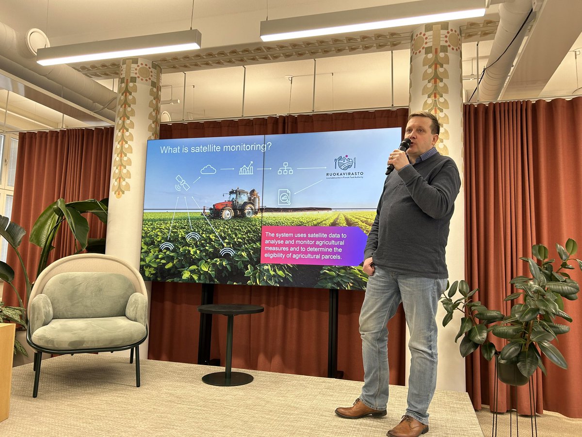 AnttiJakobsson's tweet photo. Great presentations today from #iceye #zerogravity #collectivecrunch and #cgi   at #geomob Finland. Nice examples how #EO data can be used in floods, urban areas, forests and agri. https://t.co/II15A6E6P2