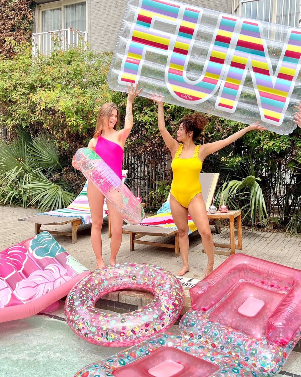 HyPoint3's tweet image. IT'S A POOL PARTY
Meet 10+ new pool floats that bring the FUN designed exclusively by Packed Party for @Walmart, in stores now! hypoint3.com/our-blog/f/202… #walmart #PackedPartyAtWalmart #poolfloats #loungers #partycruiser #confettifloats