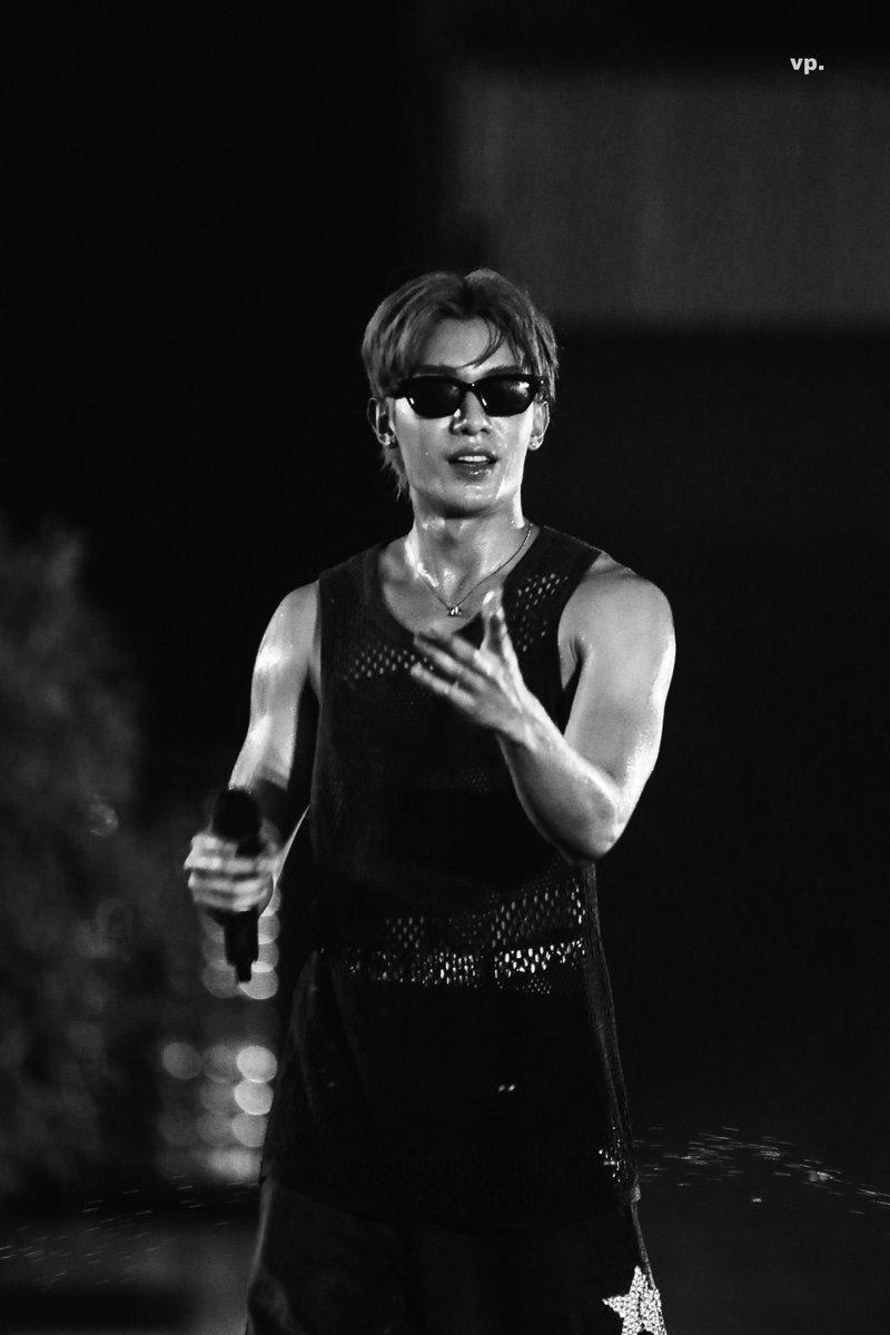 vaporwishes's tweet photo. that vibe🖤🔥

#netsiraphop @netsiraphop 
#DavinSongkranMNNJ
#DavinSongKranFest2033 https://t.co/fAjPkMnWqP