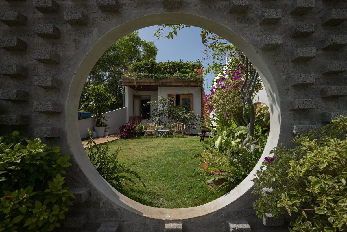 cyberglittter's tweet photo. dreaming about this house in vietnam https://t.co/WbzY2cflHd