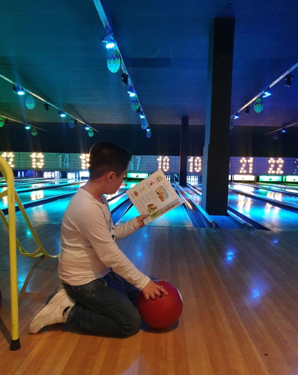 NottmPrimary's tweet photo. Shano has embraced our reading challenge and  found some really unusual and interesting places to read, as well as taking the time to read with his younger brother
#readingrolemodel #readingforpleasure https://t.co/fhUobs98y0